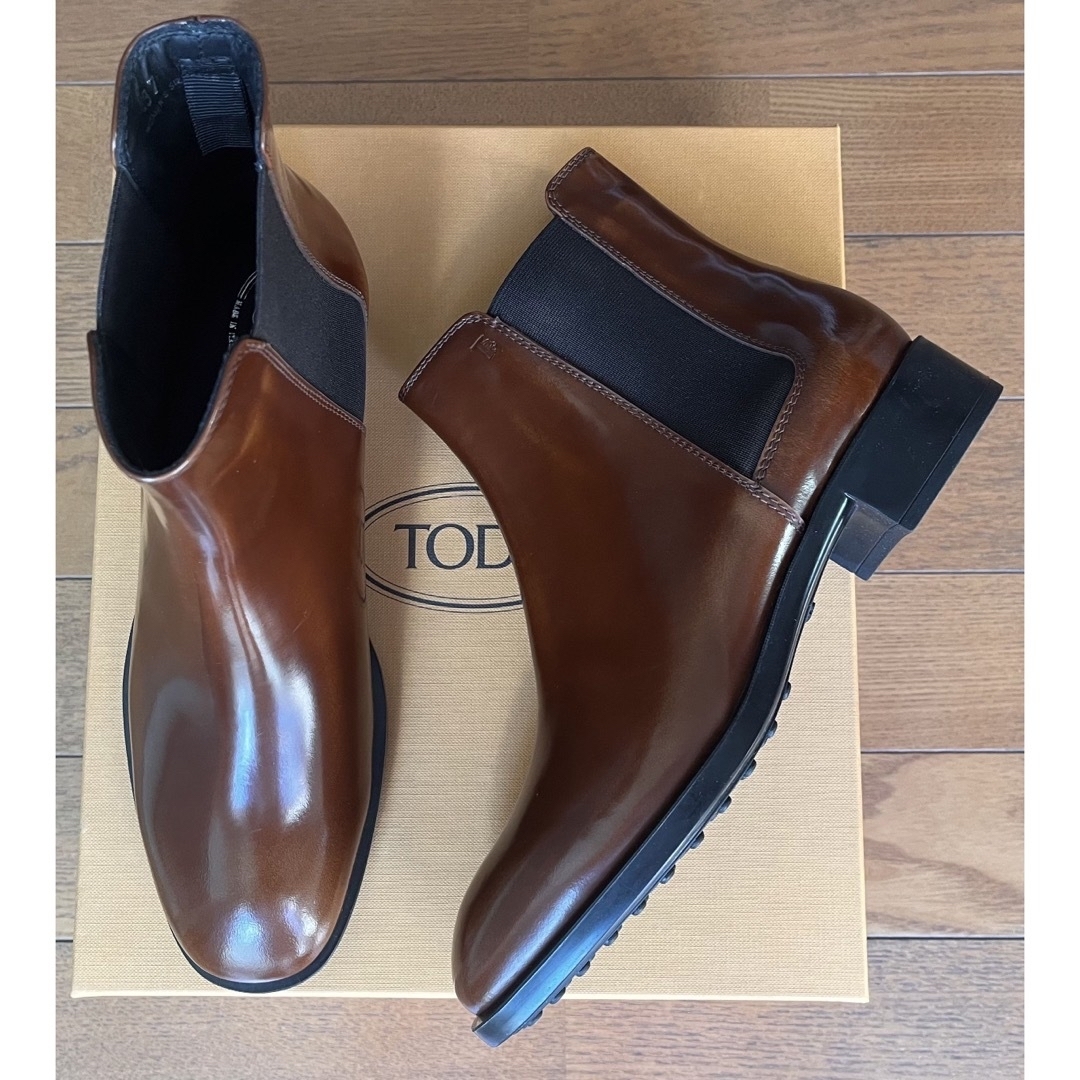 TOD'S(トッズ)の新品 未使用 トッズ TOD'S レザー ショートブーツEU37 ブラウン24 レディースの靴/シューズ(ブーツ)の商品写真