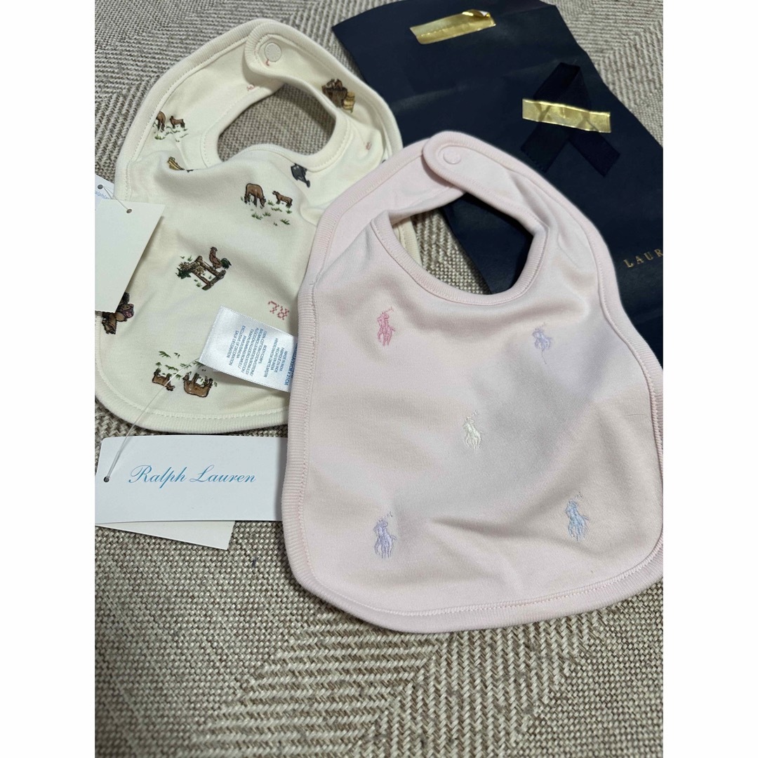 Ralph Lauren(ラルフローレン)のベビー　スタイ　ラルフローレン　新品 キッズ/ベビー/マタニティのこども用ファッション小物(ベビースタイ/よだれかけ)の商品写真