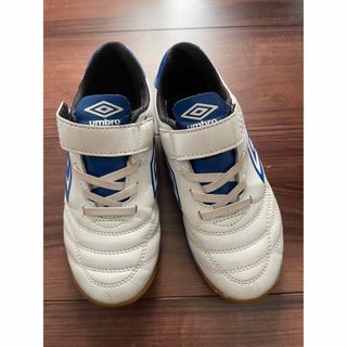 アンブロ(UMBRO)の室内用シューズ　19.5㎝(シューズ)