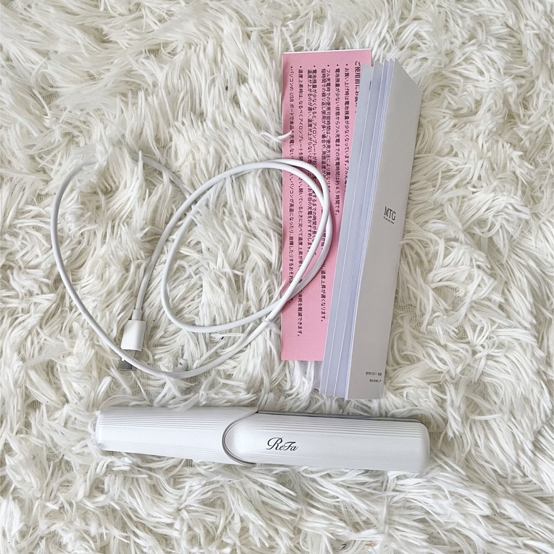 新品 未使用⭐︎リファ⭐︎ フィンガーアイロン ストレート ピンク 新品 未使用⭐︎リファ⭐︎ フィンガーアイロン ストレート ピンク