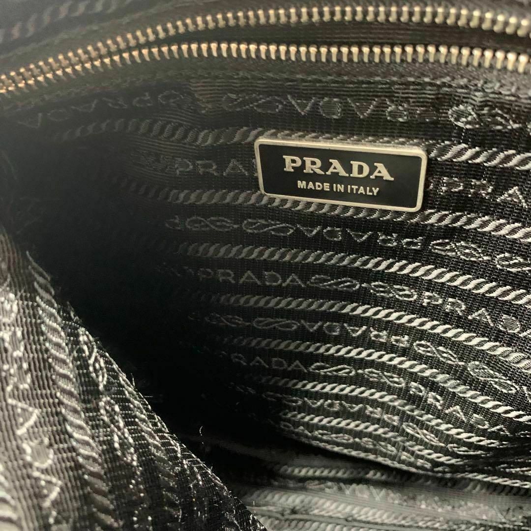 PRADA(プラダ)のプラダ ショルダーバック テスートナイロン レザー 三角ロゴ 黒 ブラック メンズのバッグ(ショルダーバッグ)の商品写真