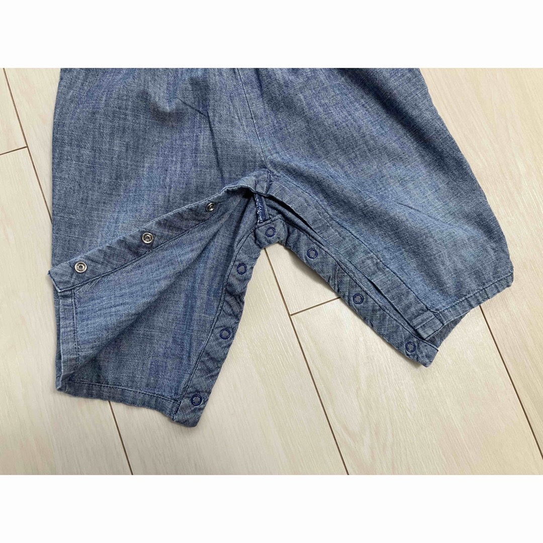 babyGAP(ベビーギャップ)の【美品】babyGAP70cm長袖デニムロンパース キッズ/ベビー/マタニティのベビー服(~85cm)(カバーオール)の商品写真