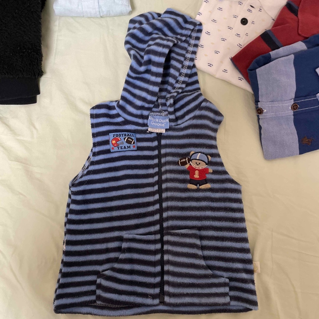 babyGAP(ベビーギャップ)のキッズ　トップス　サイズ90 キッズ/ベビー/マタニティのキッズ服男の子用(90cm~)(Tシャツ/カットソー)の商品写真