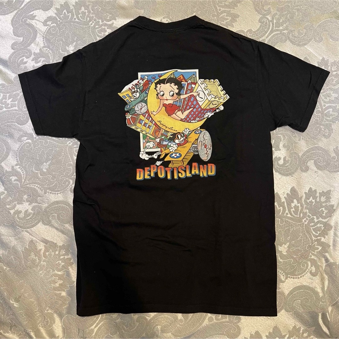 Betty Boop(ベティブープ)のBetty Boop Tシャツ ベティーちゃん ブラック レディースのトップス(Tシャツ(半袖/袖なし))の商品写真