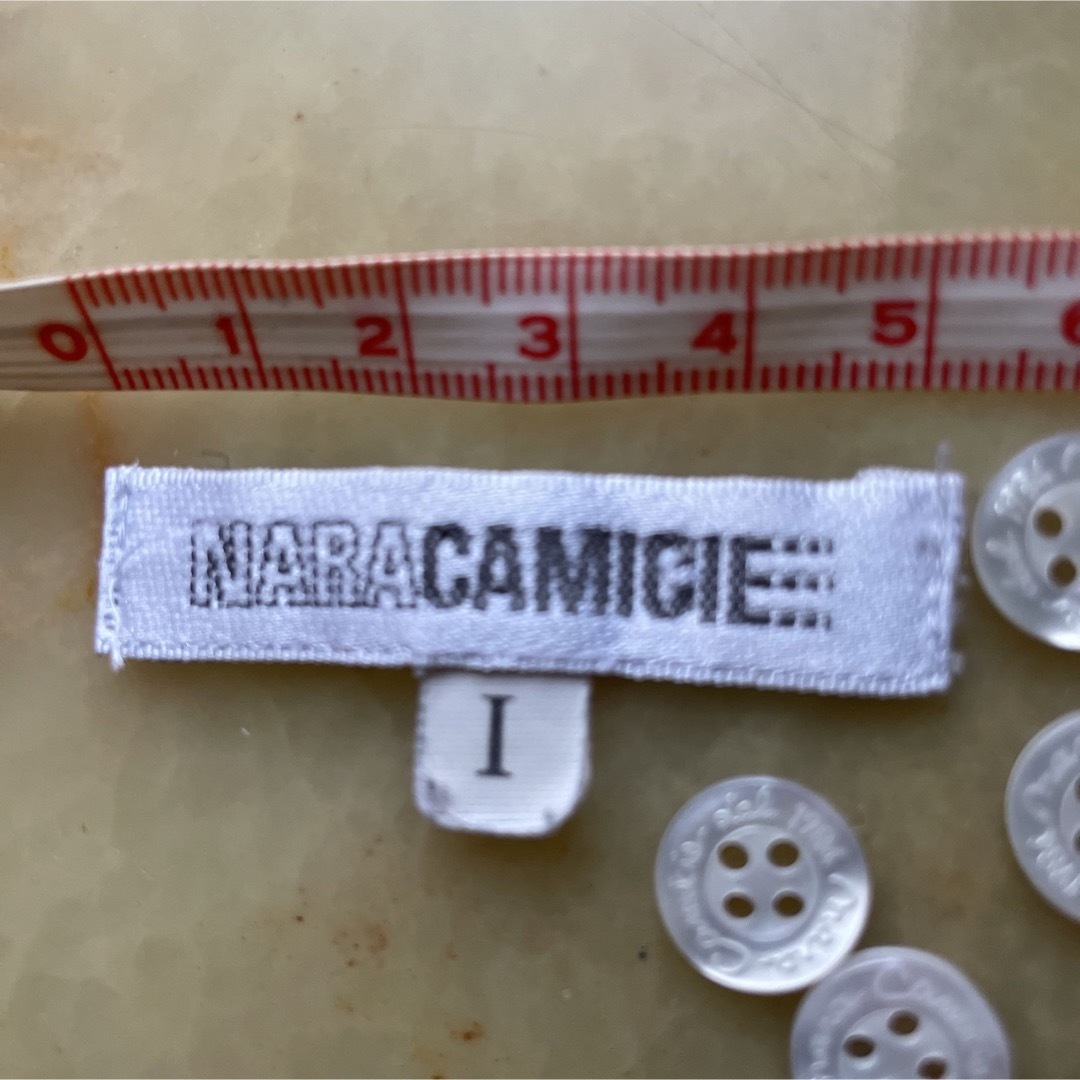 NARACAMICIE(ナラカミーチェ)のNARA CAMICIE タグ➕ボタン10個 ハンドメイドの素材/材料(各種パーツ)の商品写真