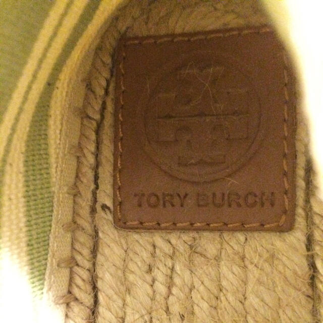 Tory Burch(トリーバーチ)のTORYBURCHフラットシューズ レディースの靴/シューズ(スリッポン/モカシン)の商品写真