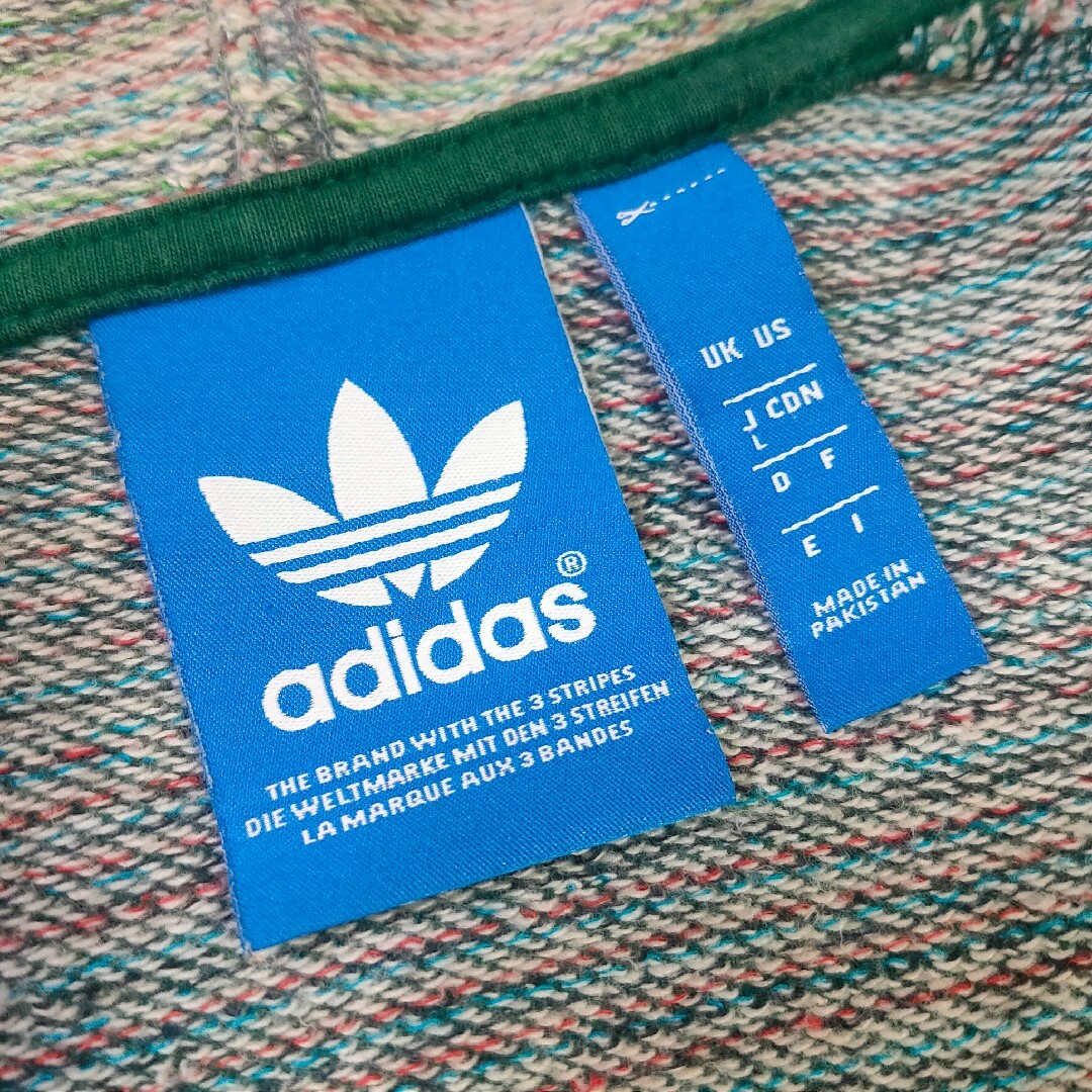 adidas(アディダス)の◎adidas◎BIGロゴ*バイカラー*ラグラン袖*フーディー レディースのトップス(パーカー)の商品写真