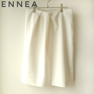 ENNEA エンネア　スカート　レディースMサイズ　オフホワイト(ひざ丈スカート)