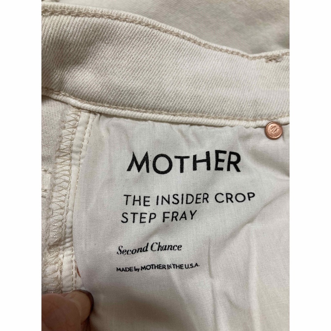 L'Appartement DEUXIEME CLASSE(アパルトモンドゥーズィエムクラス)のMOTHER THE INSIDER CROP STEP FRAY レディースのパンツ(デニム/ジーンズ)の商品写真