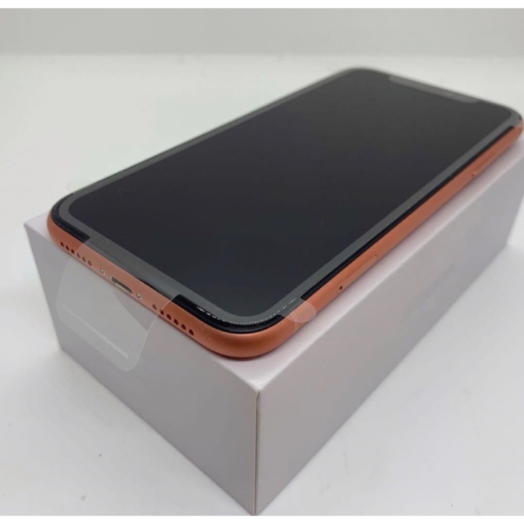 iPhone(アイフォーン)の【新品】iPhone XR Coral 64 GB SIMフリー 本体 スマホ/家電/カメラのスマートフォン/携帯電話(スマートフォン本体)の商品写真
