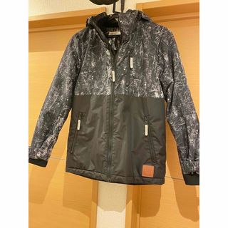 エイチアンドエム(H&M)のH&M ジャンバー　130 140 150 美品　スノボ　スキー　雪遊び　(ジャケット/上着)