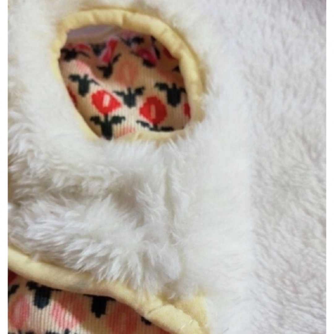 ♥️犬服M♥️ お花ベスト　リバーシブル　可愛い　裏フリース　犬用品　着る毛布 その他のペット用品(犬)の商品写真
