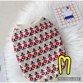 ♥️犬服M♥️ お花ベスト　リバーシブル　可愛い　裏フリース　犬用品　着る毛布(犬)