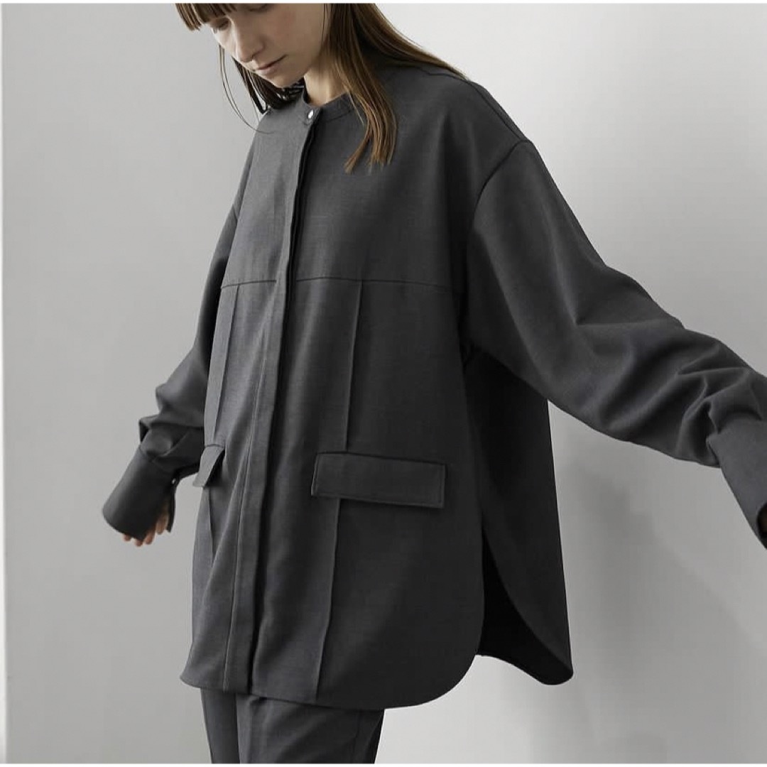 la peau de gem pintuck big shirt jacket レディースのトップス(シャツ/ブラウス(長袖/七分))の商品写真