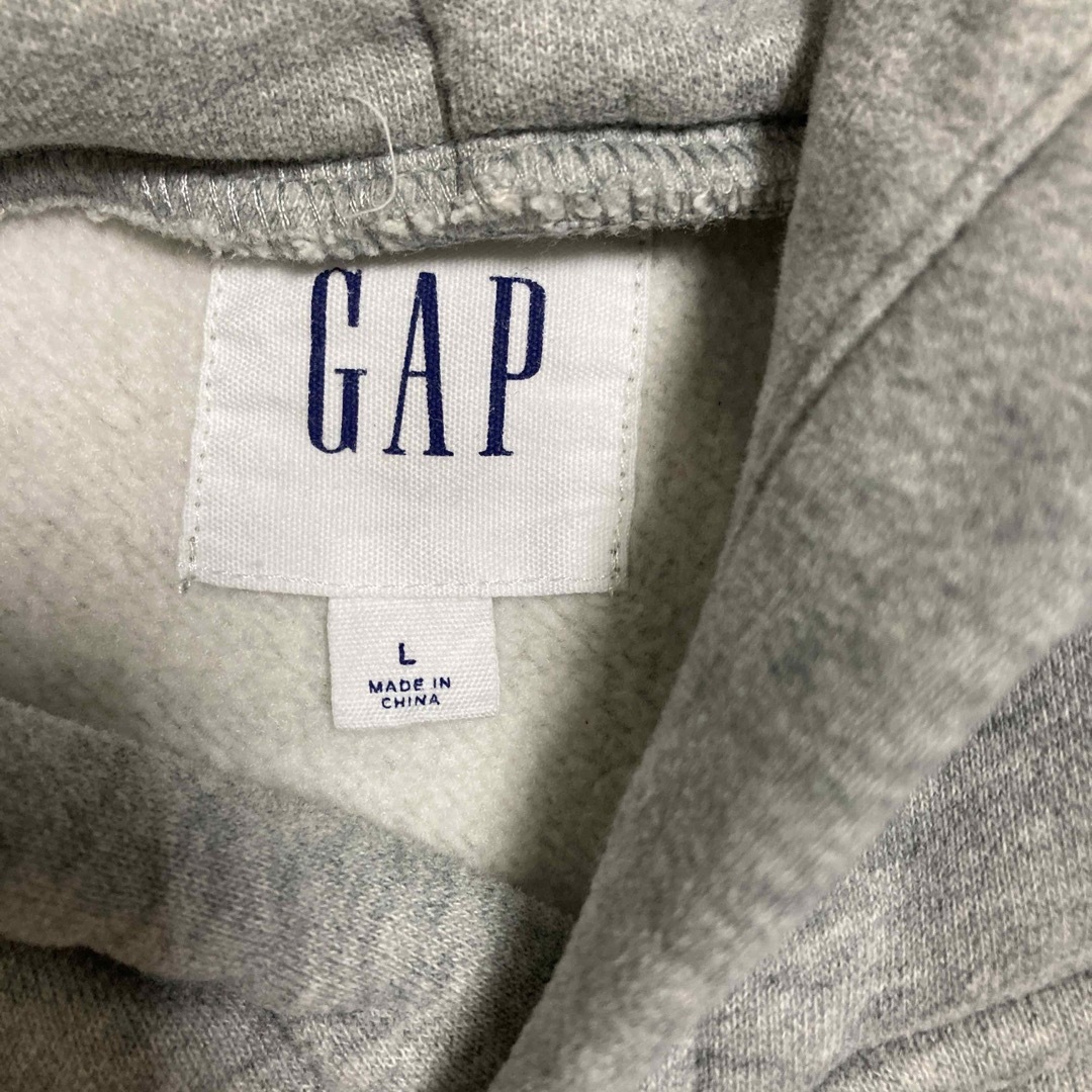 GAP(ギャップ)のGAPパーカー　メンズL メンズのトップス(パーカー)の商品写真