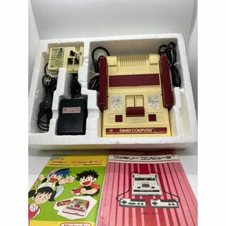 ファミリーコンピュータ(ファミリーコンピュータ)の任天堂　初代　ファミコン　本体　箱付き　HVC-001(家庭用ゲーム機本体)