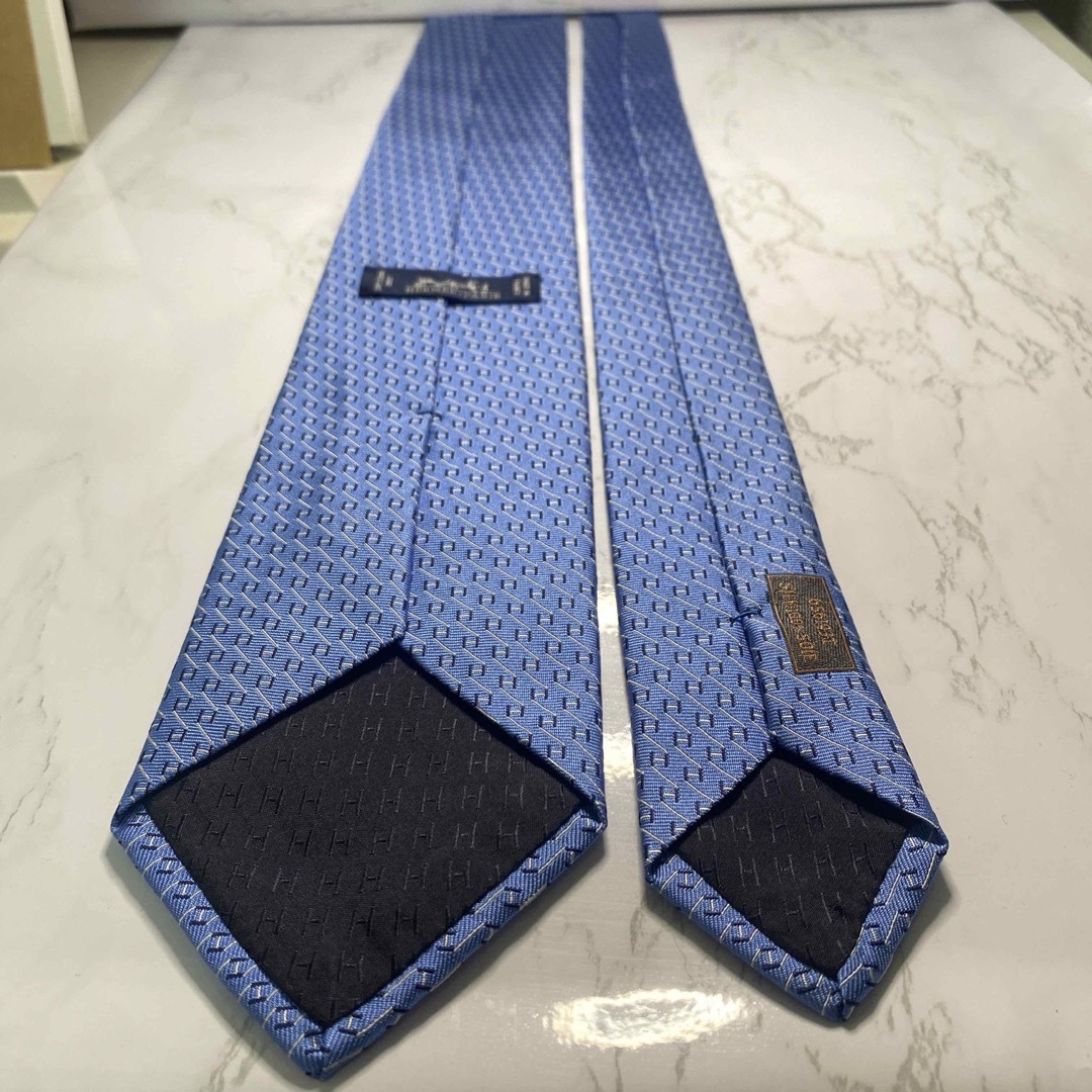 Hermes - 【極美品✨】HERMES ネクタイ H柄 ファソネ 高級シルク 肉厚