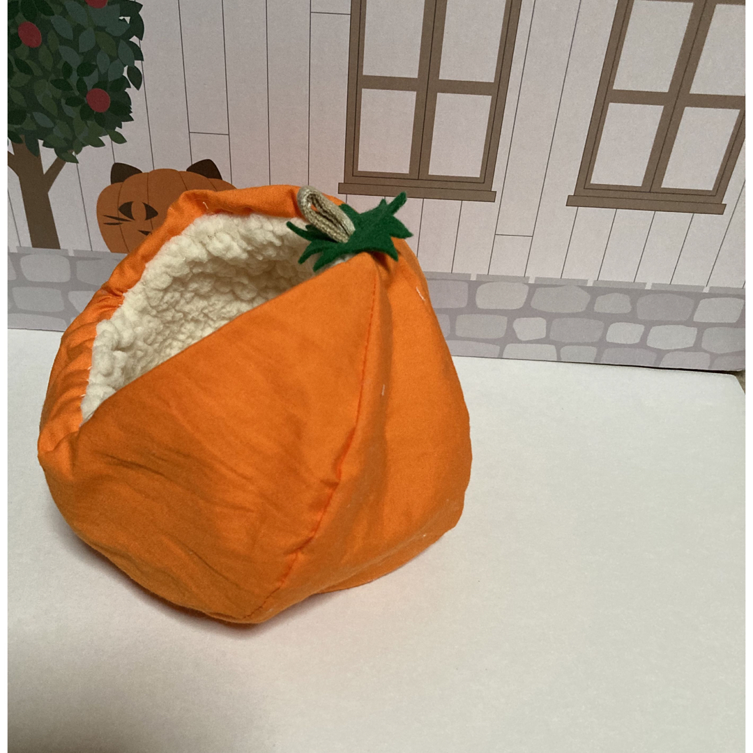 モモンガ　果物ポーチ　みかん(オレンジ色) エンタメ/ホビーのおもちゃ/ぬいぐるみ(キャラクターグッズ)の商品写真