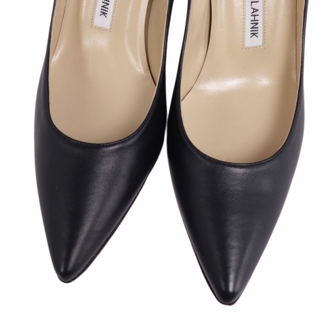 MANOLO BLAHNIK(マノロブラニク)の未使用 マノロ・ブラニク Manolo Blahnik パンプス ヒール ポインテッドトゥ カーフレザー シューズ レディース 37(24cm相当) ブラック レディースの靴/シューズ(ハイヒール/パンプス)の商品写真