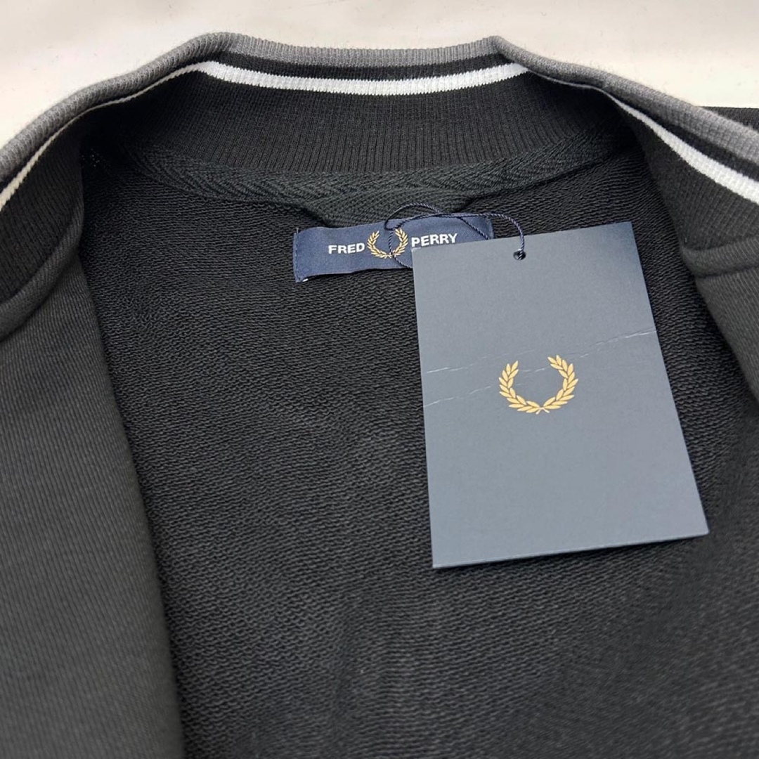 FRED PERRY ジップアップ ジャケット　メンズＳ　ネイビー