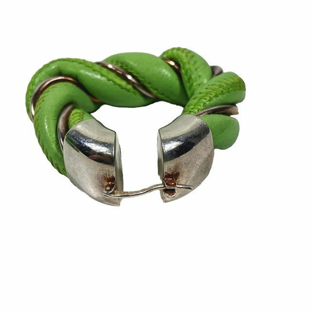 アクセサリー【新品未使用】BOTTEGA VENETA ツイストピアス ナッパ アクセサリー【新品未使用】BOTTEGA VENETA ツイストピアス ナッパ