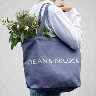 ディーンアンドデルーカ(DEAN & DELUCA)のDEAN&DELUCA　チャリティートート2023　ブルーグレー　Lサイズ  (トートバッグ)