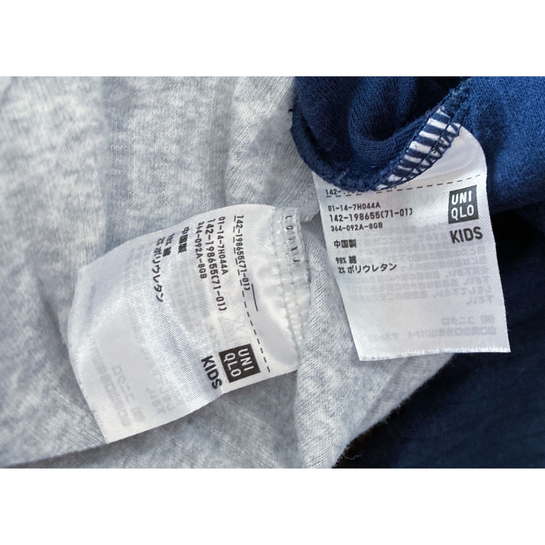 UNIQLO(ユニクロ)のユニクロ　2枚セット　まとめ売り紺リブカットソー130長袖TシャツロンT キッズ/ベビー/マタニティのキッズ服女の子用(90cm~)(Tシャツ/カットソー)の商品写真