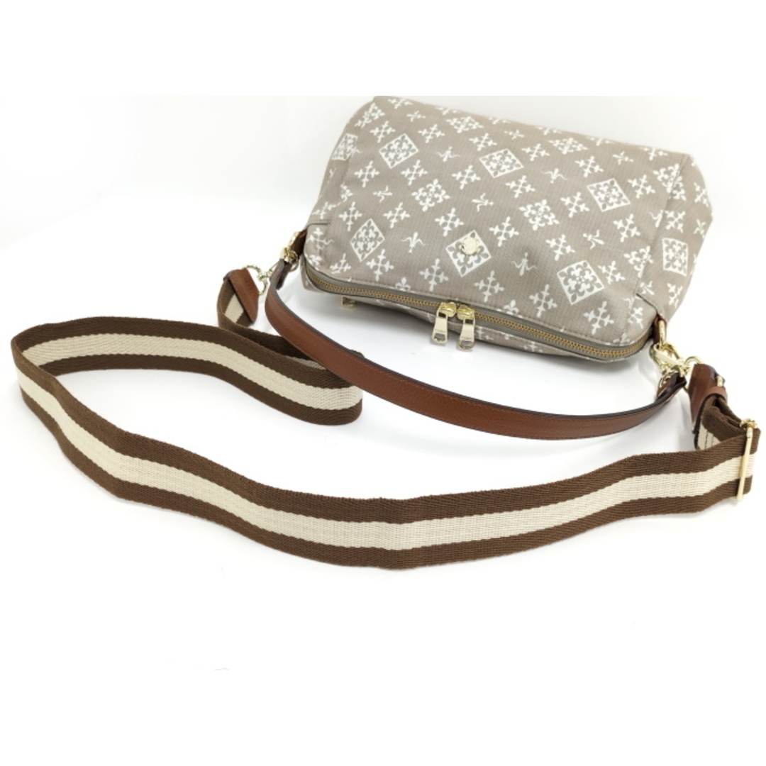 Russet - russet 2WAY ショルダーバッグ キャンバス ベージュの Russet - russet 2WAY ショルダーバッグ キャンバス ベージュの