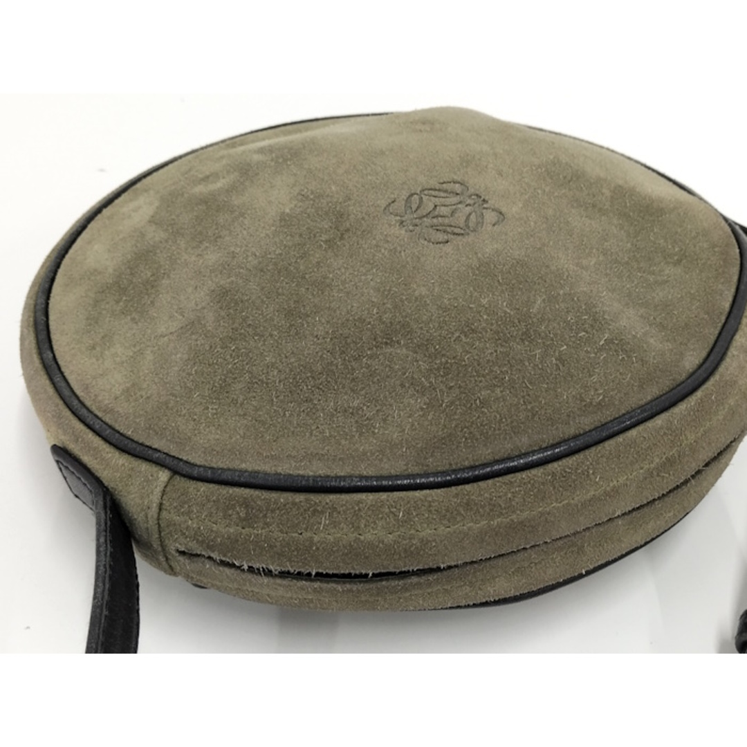 LOEWE - LOEWE ショルダーバッグ ラウンド 丸型 スエード カーキ LOEWE - LOEWE ショルダーバッグ ラウンド 丸型 スエード カーキ