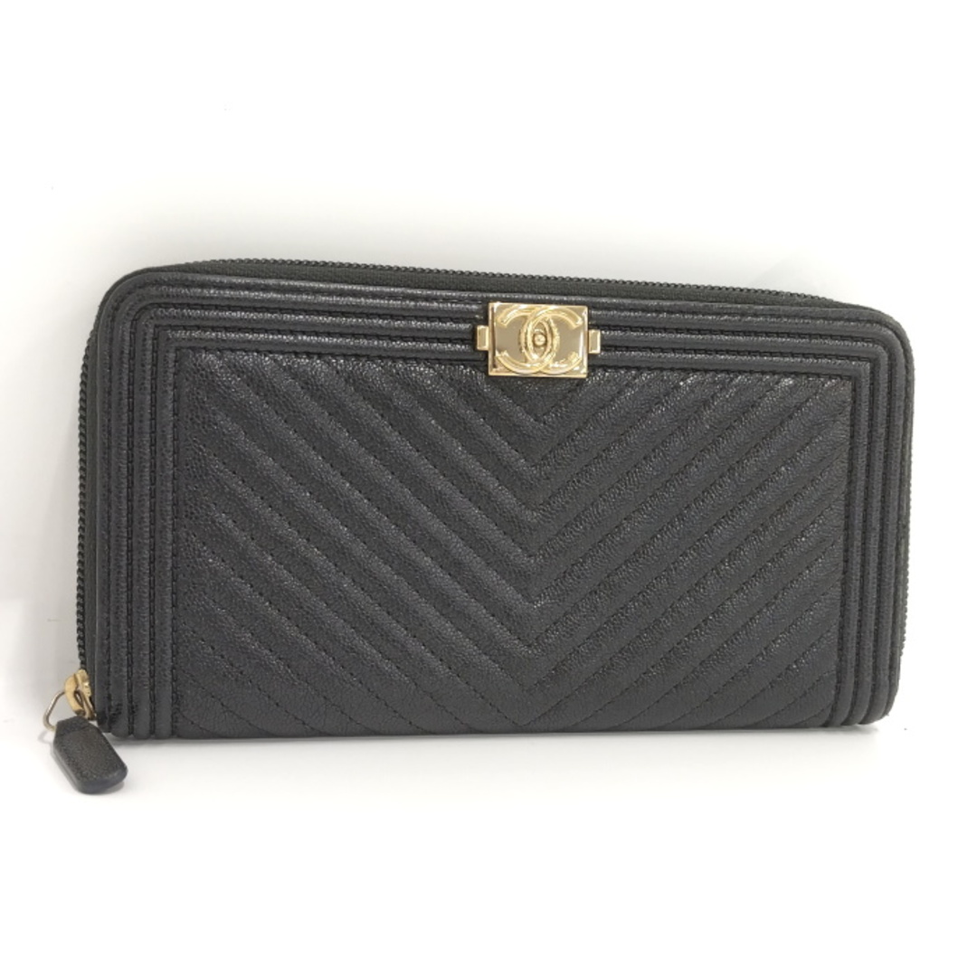 CHANEL ボーイシャネル シェヴロン Vステッチ ラウンド CHANEL ボーイシャネル シェヴロン Vステッチ ラウンド