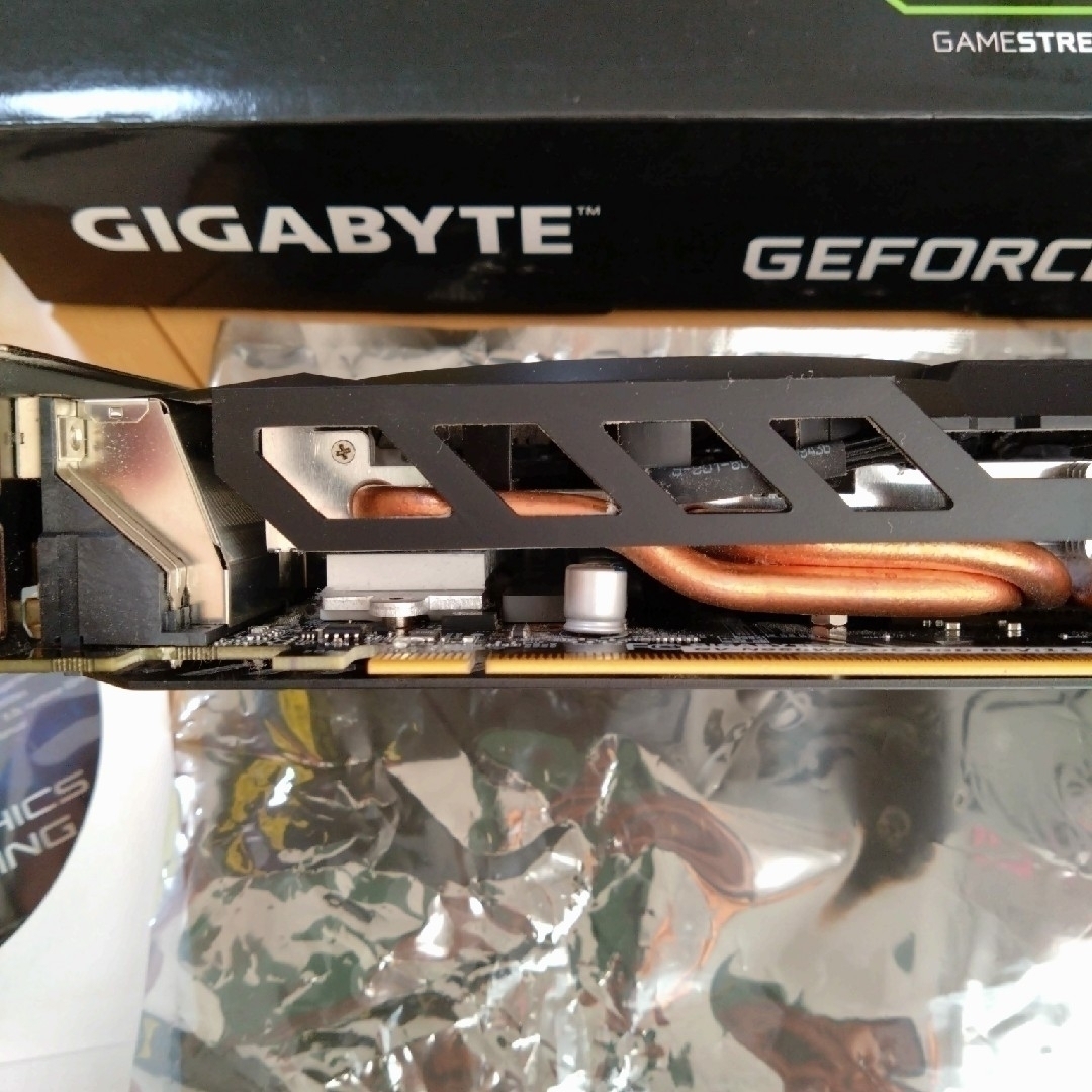 GIGABYTE(ギガバイト)のGIGABYTE GEFORCE GTX960 4GB スマホ/家電/カメラのPC/タブレット(PCパーツ)の商品写真