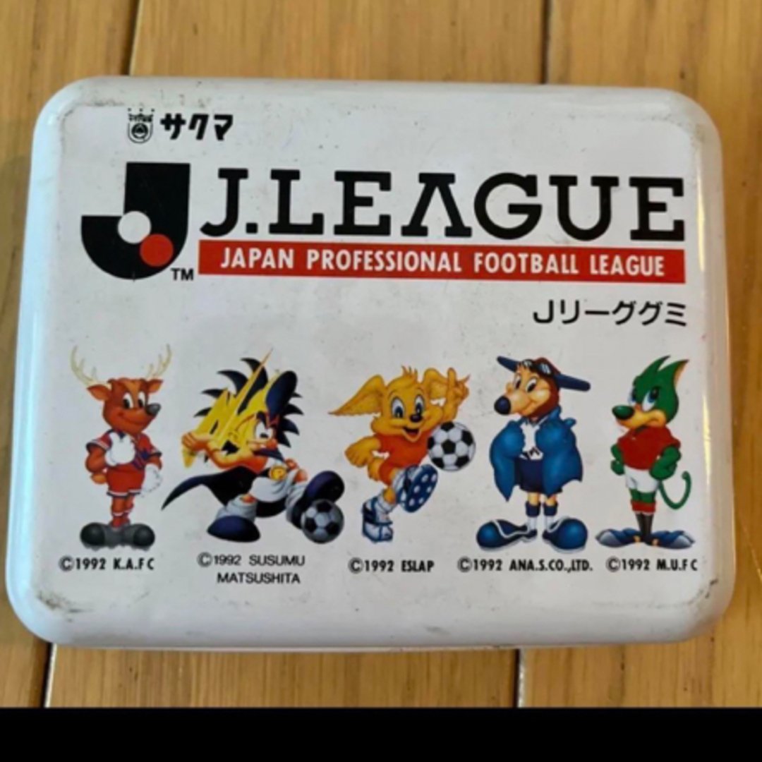 サクマ製菓　J.LEAGUE グミキャンデー空缶 スポーツ/アウトドアのサッカー/フットサル(記念品/関連グッズ)の商品写真