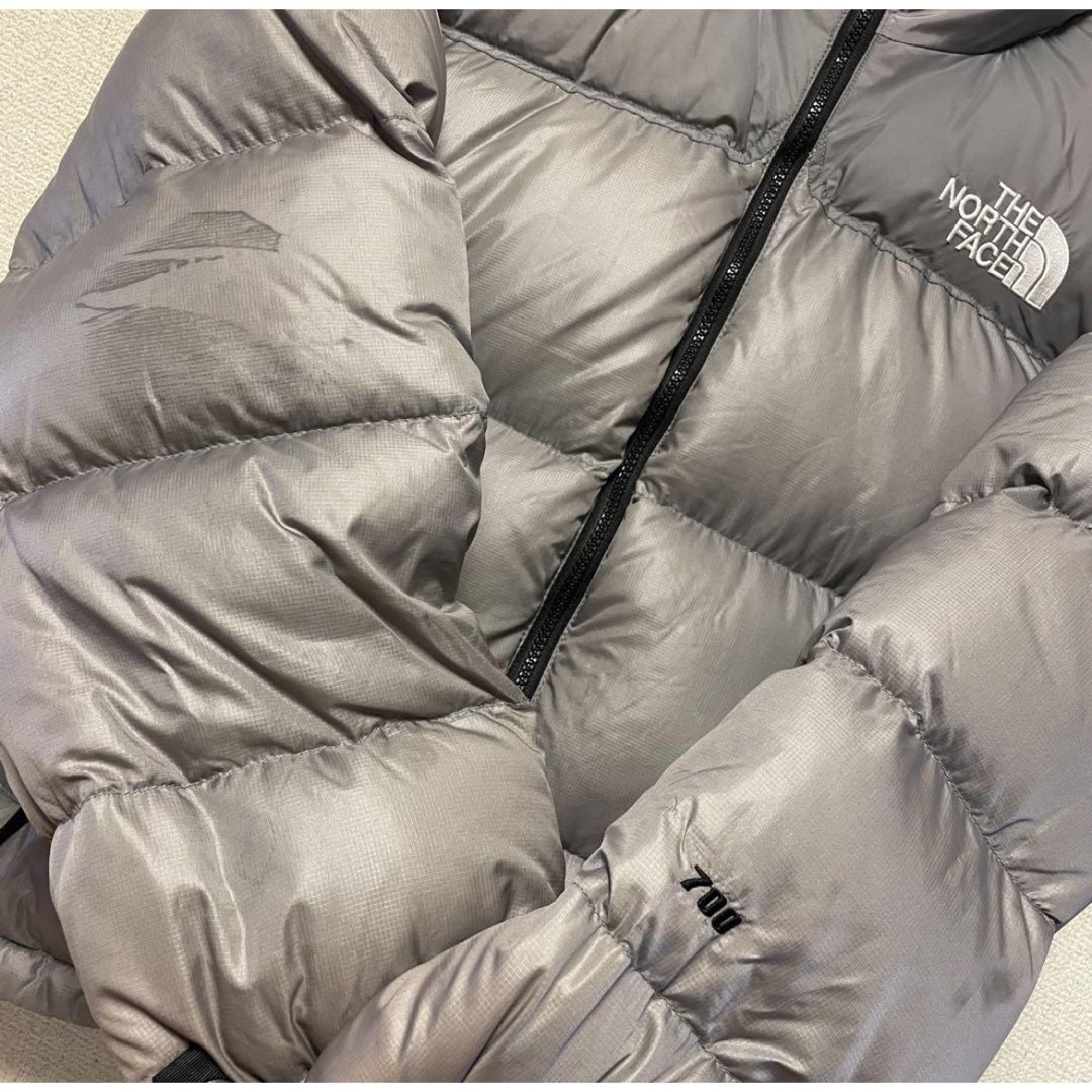 THE NORTH FACE(ザノースフェイス)のTHE NORTH FACE  ヌプシ ダウン 700 センターロゴ メンズのジャケット/アウター(ダウンジャケット)の商品写真