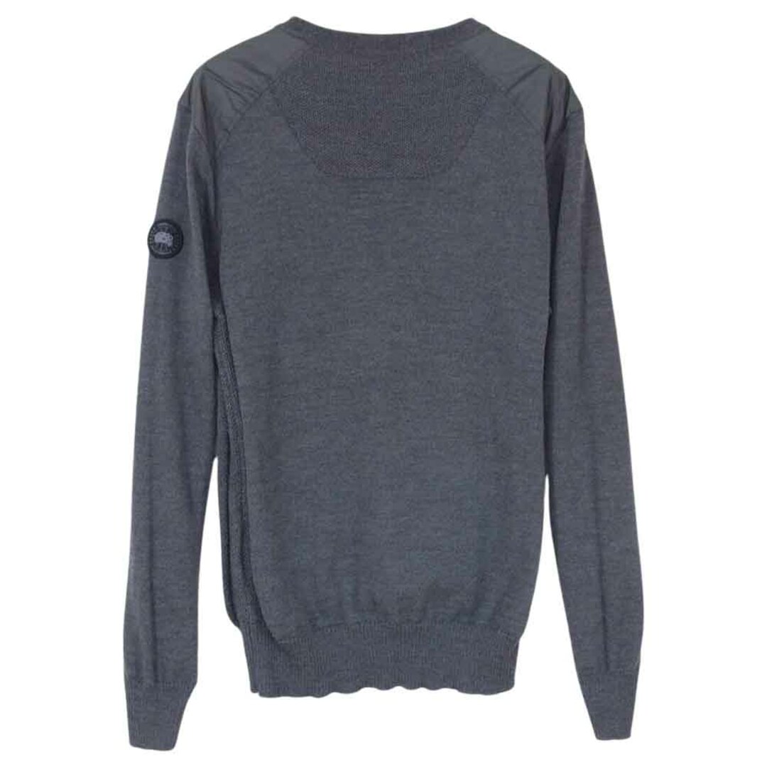 CANADA GOOSE(カナダグース)のCANADA GOOSE カナダグース ニット 6965M Mcleod V Neck Sweater 袖ロゴワッペン メリノウール Vネック ニット セーター ダークグレー系 S【中古】 メンズのトップス(ニット/セーター)の商品写真