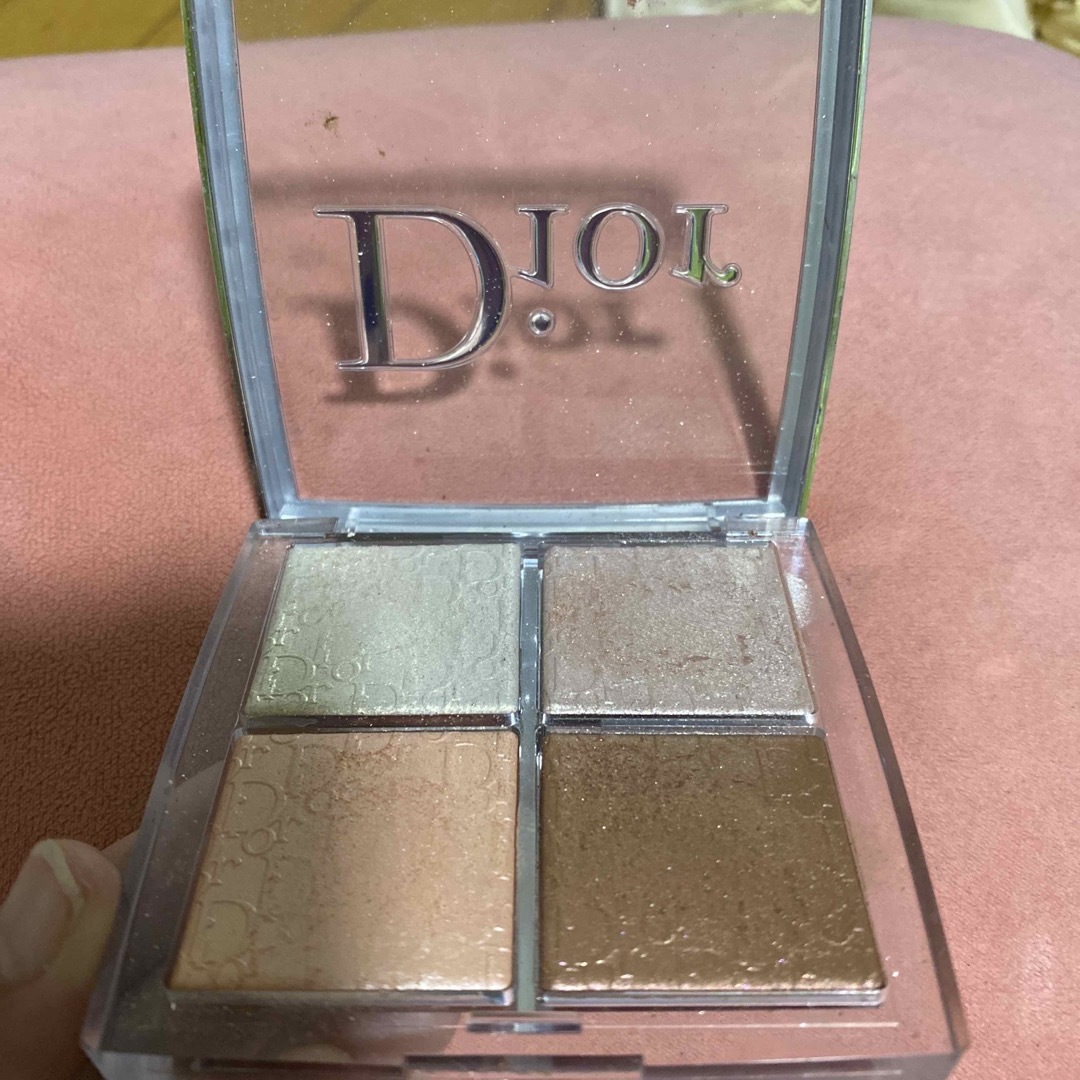 Dior(ディオール)のほぼ未使用♥️DIORアイシャドウ コスメ/美容のベースメイク/化粧品(アイシャドウ)の商品写真