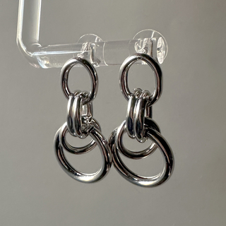 アンスリード(UN3D.)のMany hoop pierce silver No.1168(ピアス)