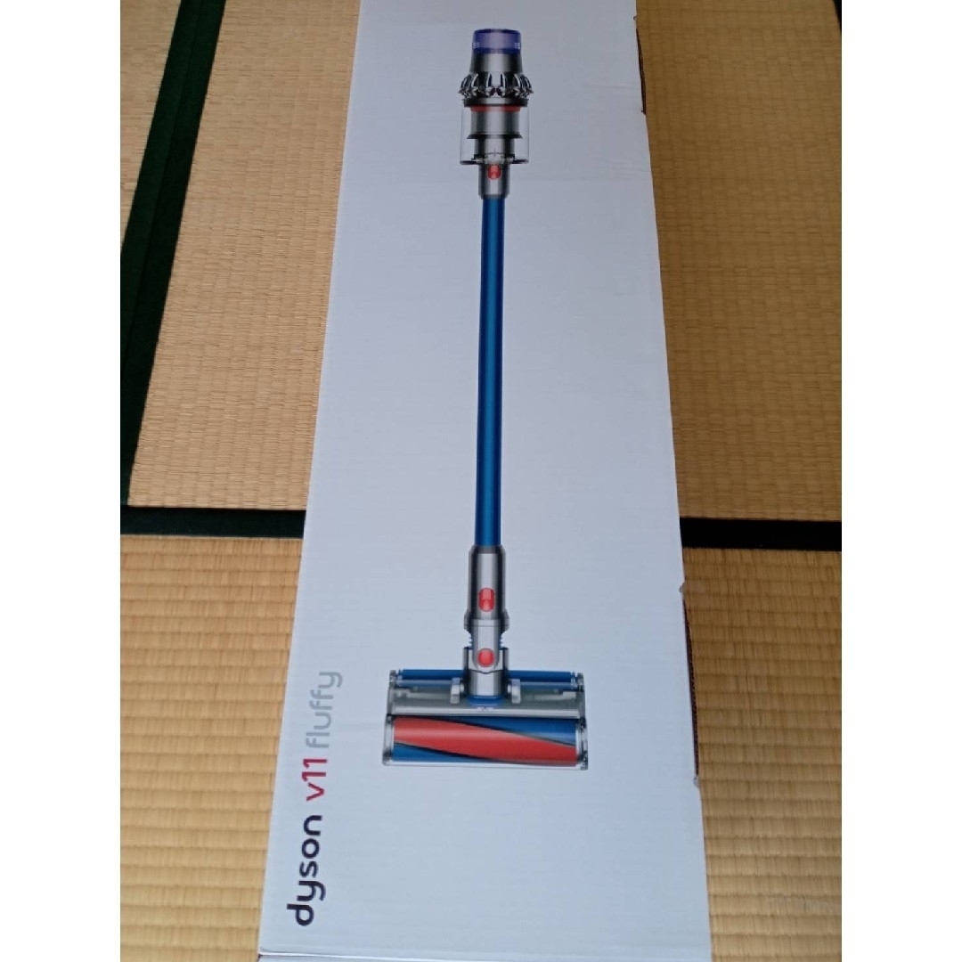 Dyson　V11 Fluffy　SV14　ハンディーサイクロン掃除機