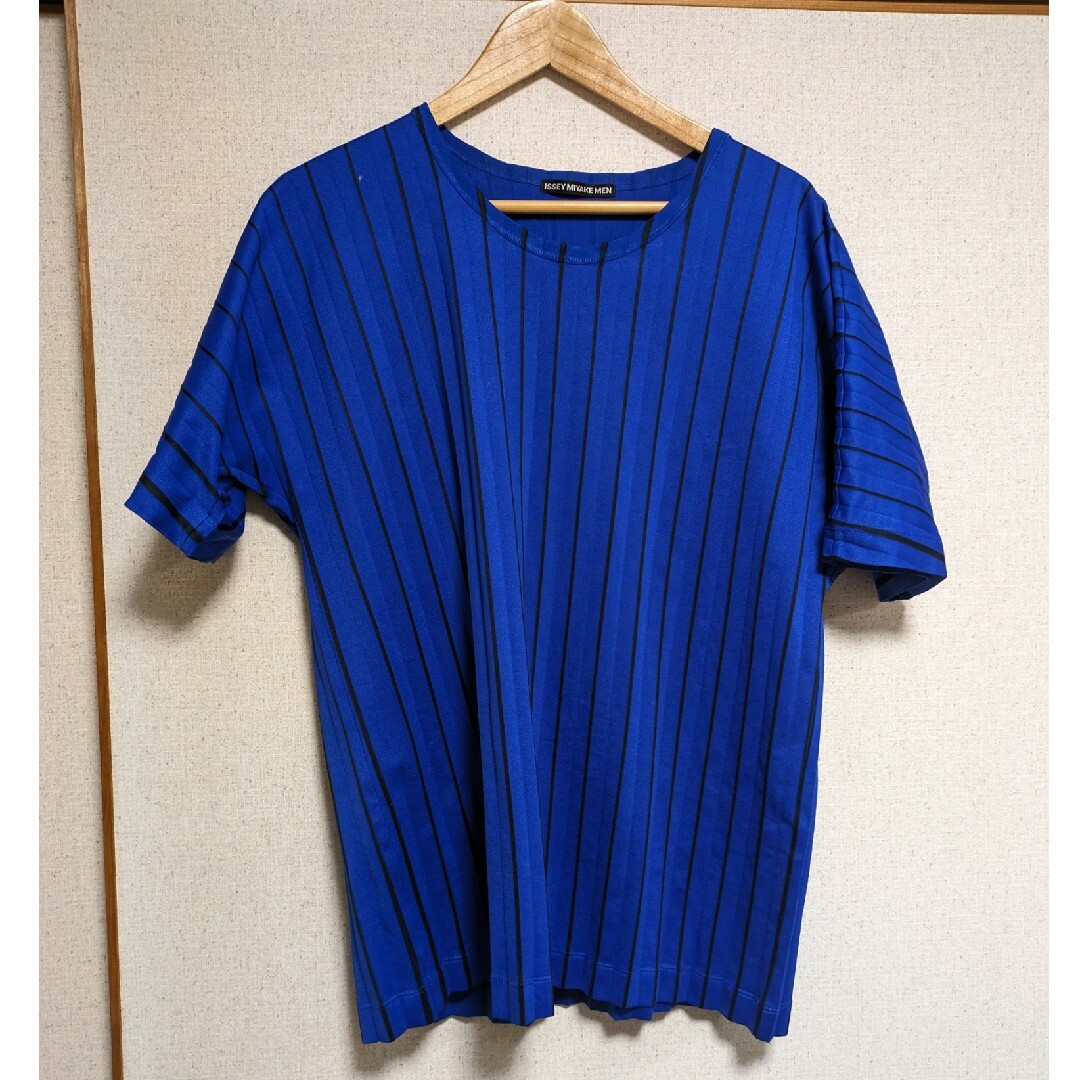 ISSEY MIYAKE(イッセイミヤケ)のISSEY MIYAKE　イッセイミヤケ　Tシャツ メンズのトップス(Tシャツ/カットソー(半袖/袖なし))の商品写真