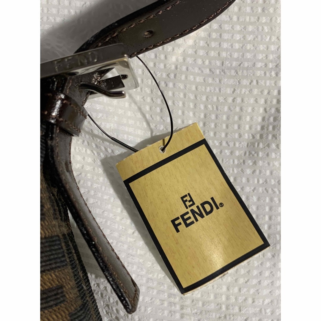 FENDI(フェンディ)の✴︎期間限定値下げ！未使用　FENDI マンマバケットズッカ柄✴︎ レディースのバッグ(ハンドバッグ)の商品写真