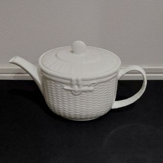 WEDGWOOD - 【黒壺美品】ウェッジウッド☆エーヴベリー☆ティーポット