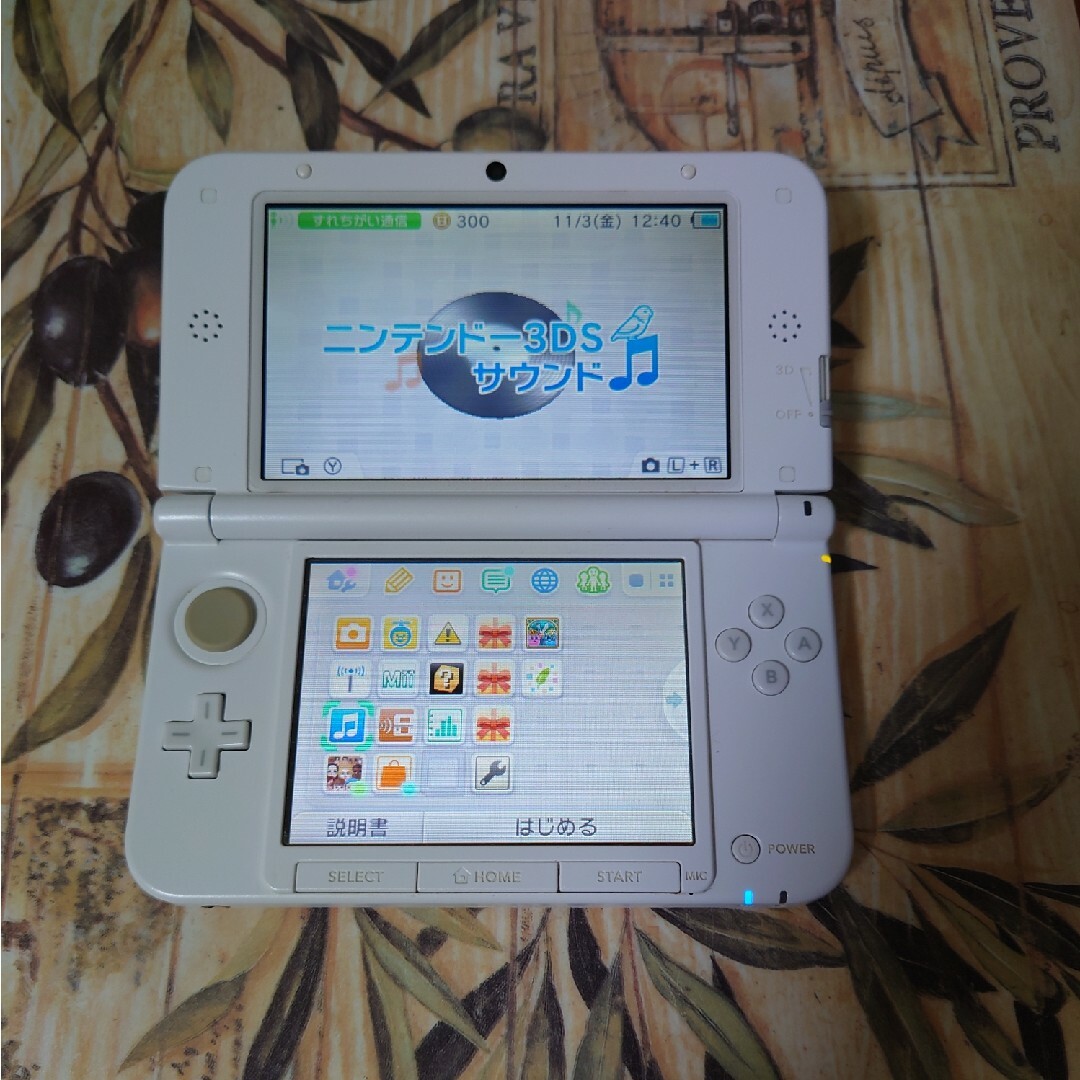 ニンテンドー3DS(ニンテンドー3DS)の「ニンテンドー3DS LL ピンク×ホワイト」液晶美品 エンタメ/ホビーのゲームソフト/ゲーム機本体(携帯用ゲーム機本体)の商品写真