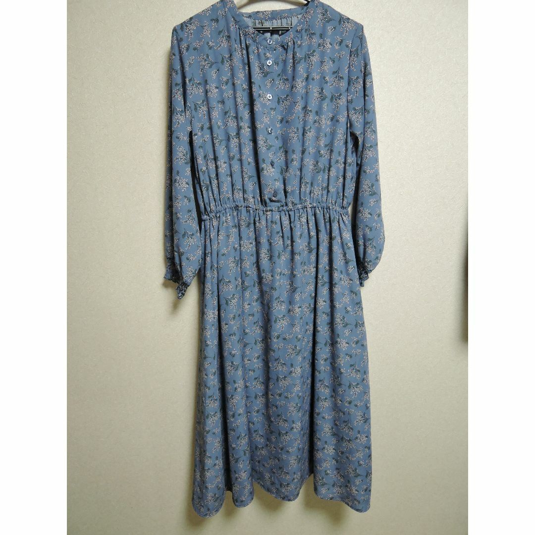 DRESKIP(ドレスキップ)の花柄空色ワンピース レディースのワンピース(ロングワンピース/マキシワンピース)の商品写真