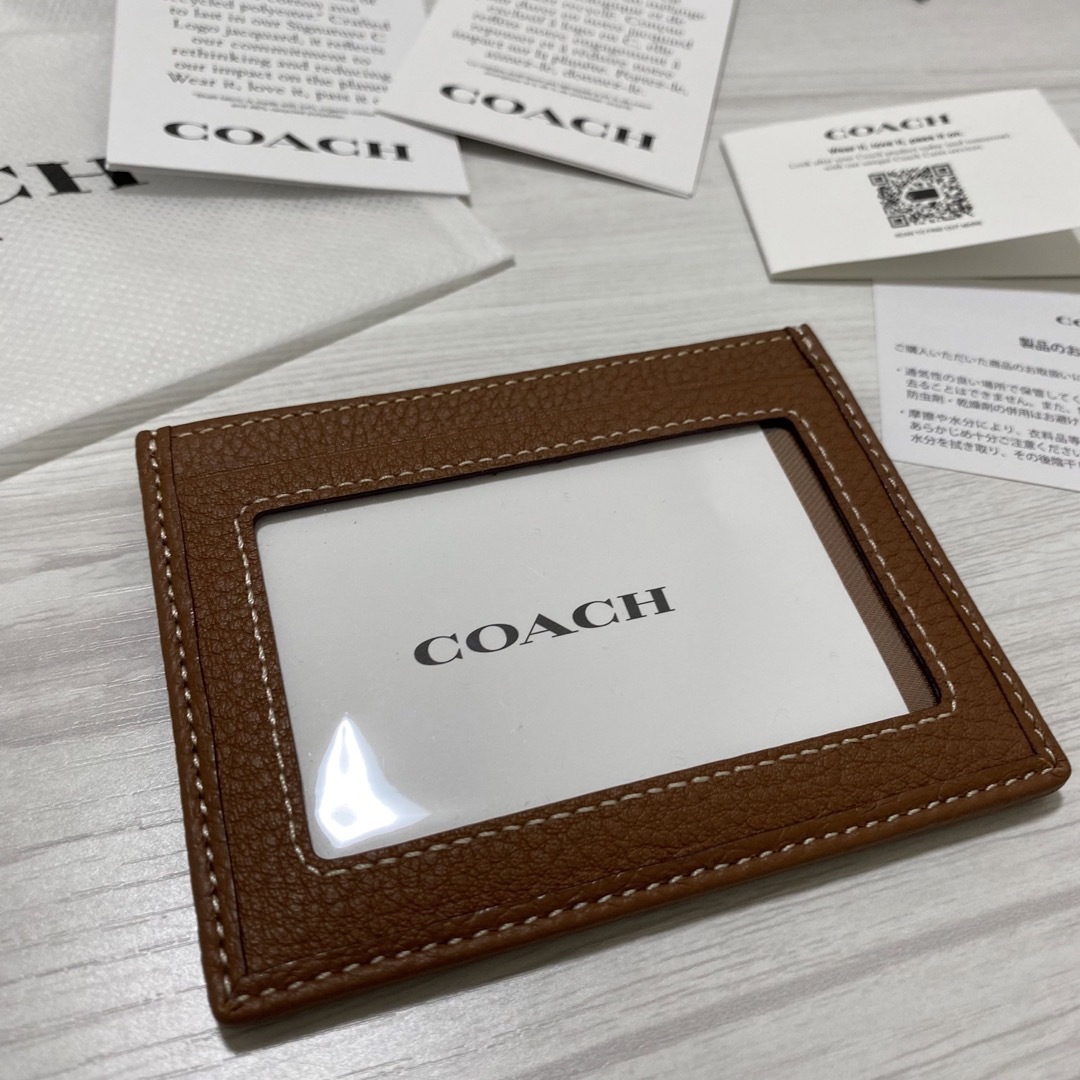 COACH(コーチ)のコーチ　ディズニー　100周年コラボ　ミッキー　カードケース レディースのファッション小物(名刺入れ/定期入れ)の商品写真