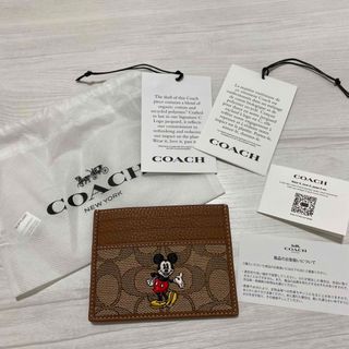 コーチ(COACH)のコーチ　ディズニー　100周年コラボ　ミッキー　カードケース(名刺入れ/定期入れ)