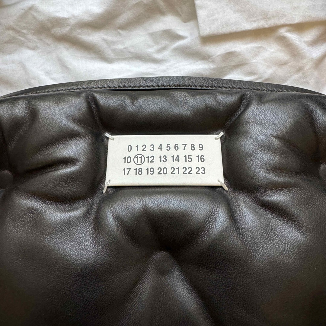 Maison Martin Margiela(マルタンマルジェラ)のメゾンマルジェラ グラムスラム バムバッグ ショルダーバッグ ブラック メンズのバッグ(ショルダーバッグ)の商品写真