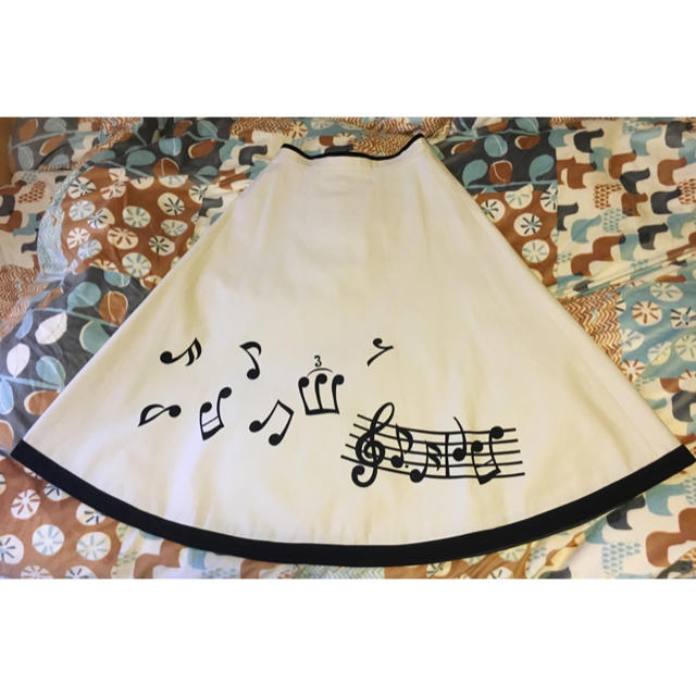 JaneMarple(ジェーンマープル)のジェーンマープル 音符スカート レディースのスカート(ロングスカート)の商品写真