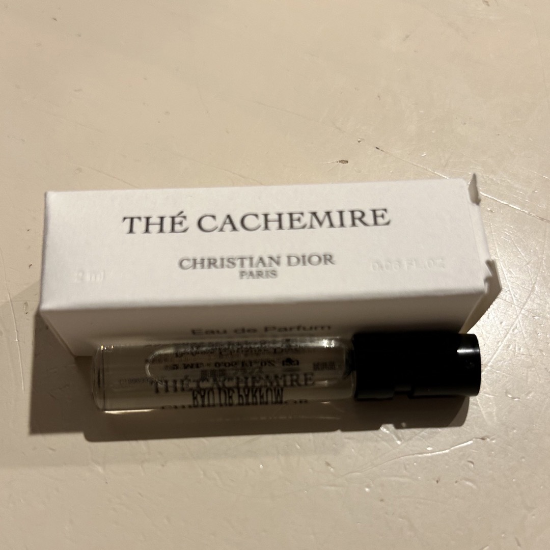 Christian Dior(クリスチャンディオール)のChristian Dior The Cachemire   2ml コスメ/美容の香水(香水(女性用))の商品写真