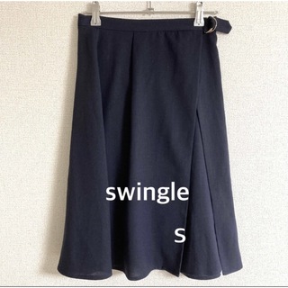 スウィングル(Swingle)の美品　swingle スウィングル　上質　ネイビーカラー　巻きスカート　膝丈(ひざ丈スカート)