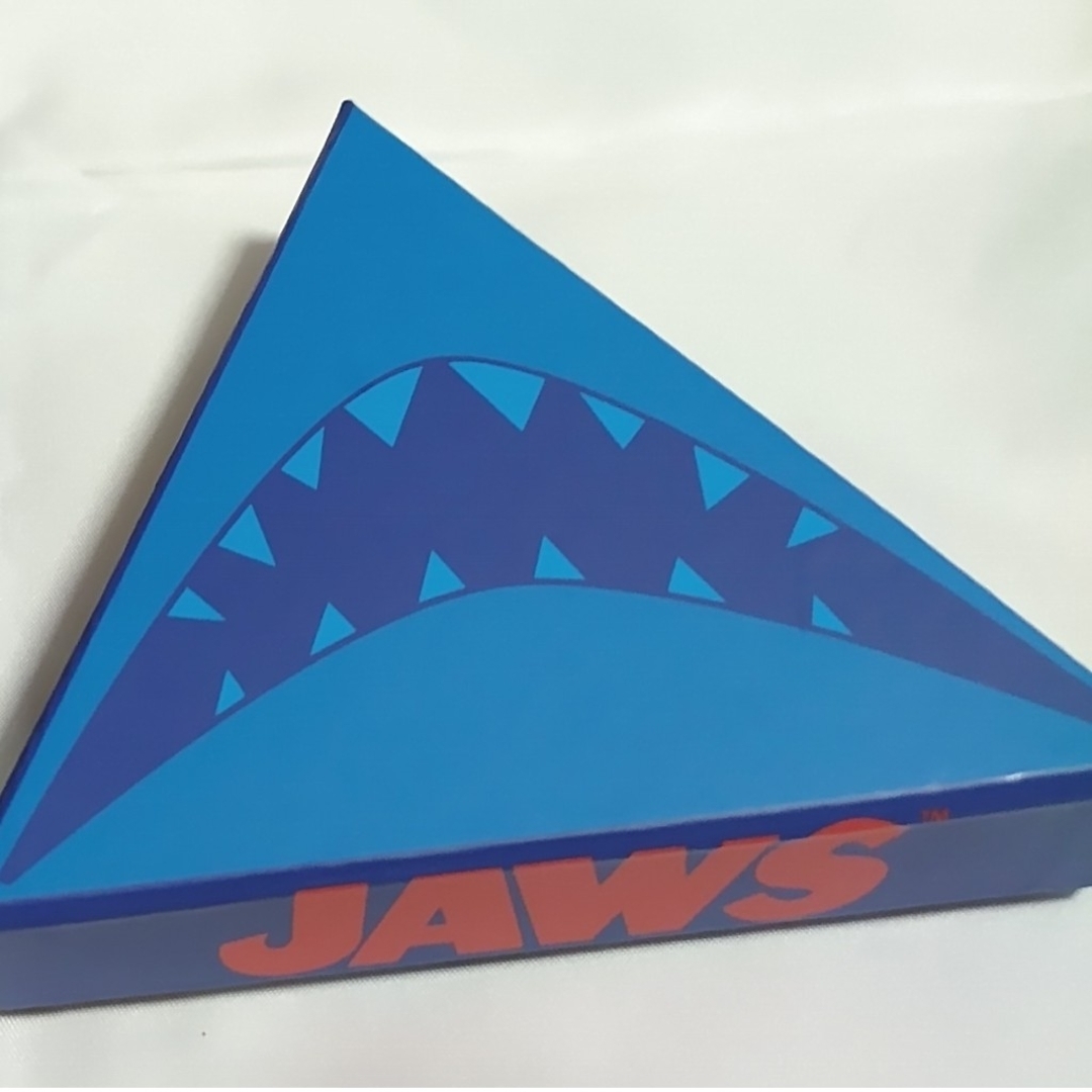 USJ ユニバーサルスタジオジャパン JAWS ピンズ 三井住友カード 2個 エンタメ/ホビーのおもちゃ/ぬいぐるみ(キャラクターグッズ)の商品写真