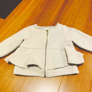 プティマイン(petit main)のpetit mainノーカラー ベージュ90cm(ジャケット/上着)